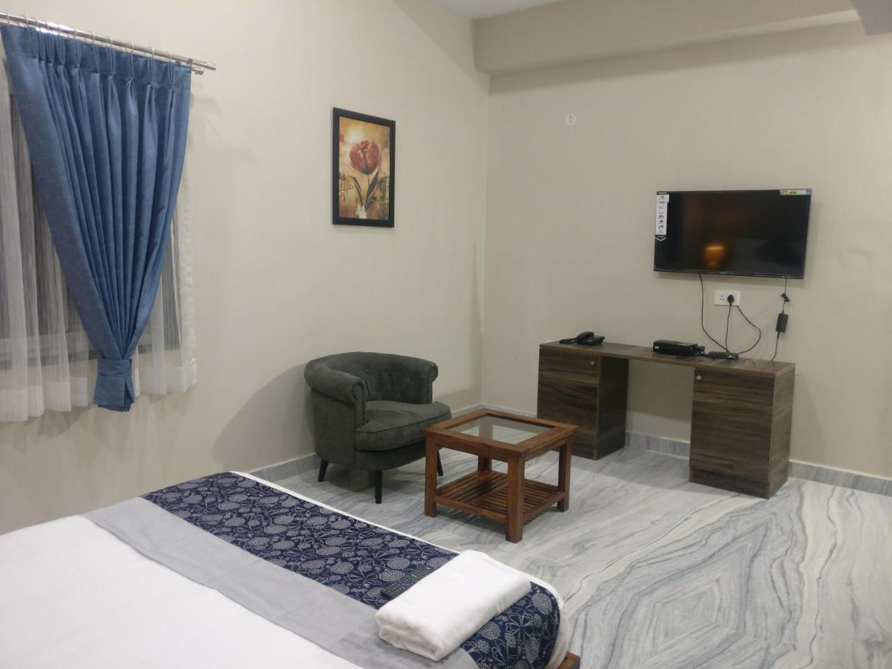 Misty Lake Guest House Hyderabad Exteriör bild
