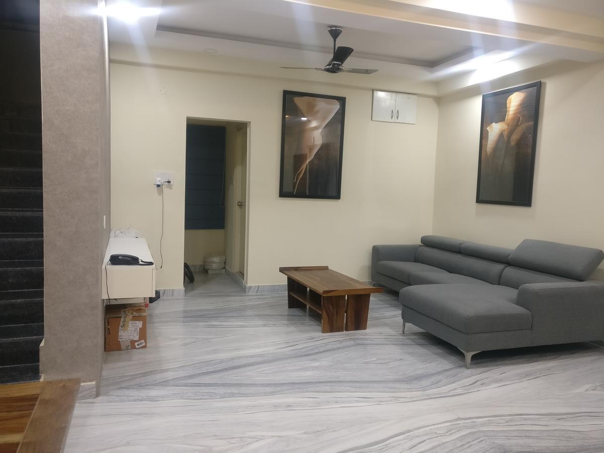 Misty Lake Guest House Hyderabad Exteriör bild